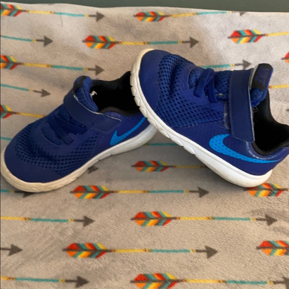 Toddler nikes
